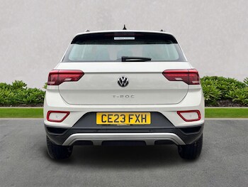 Used Volkswagen T-Roc 2023 for sale - 77488571: Photo