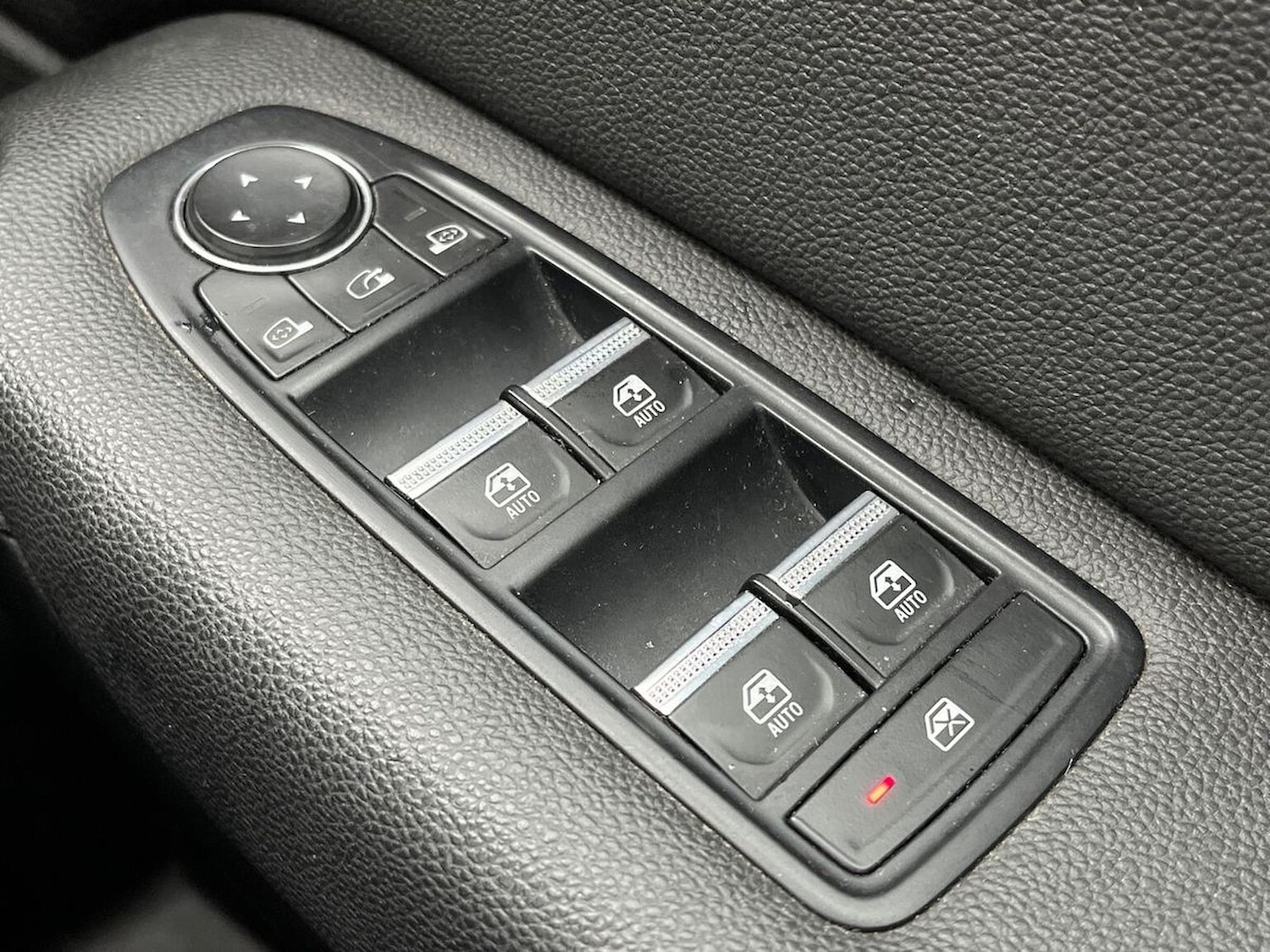 Used Renault Captur 2021 for sale - 78039299: Photo 21