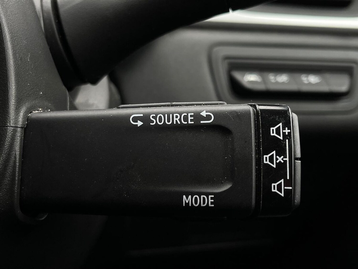 Used Renault Captur 2021 for sale - 78039299: Photo 30