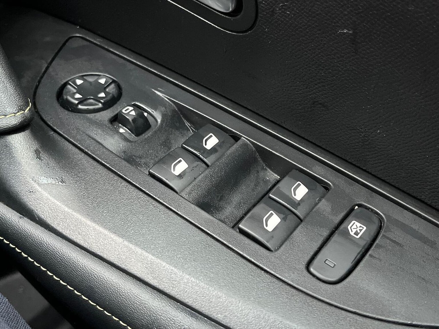 Used Peugeot 2008 2022 for sale - 76583262: Photo 22