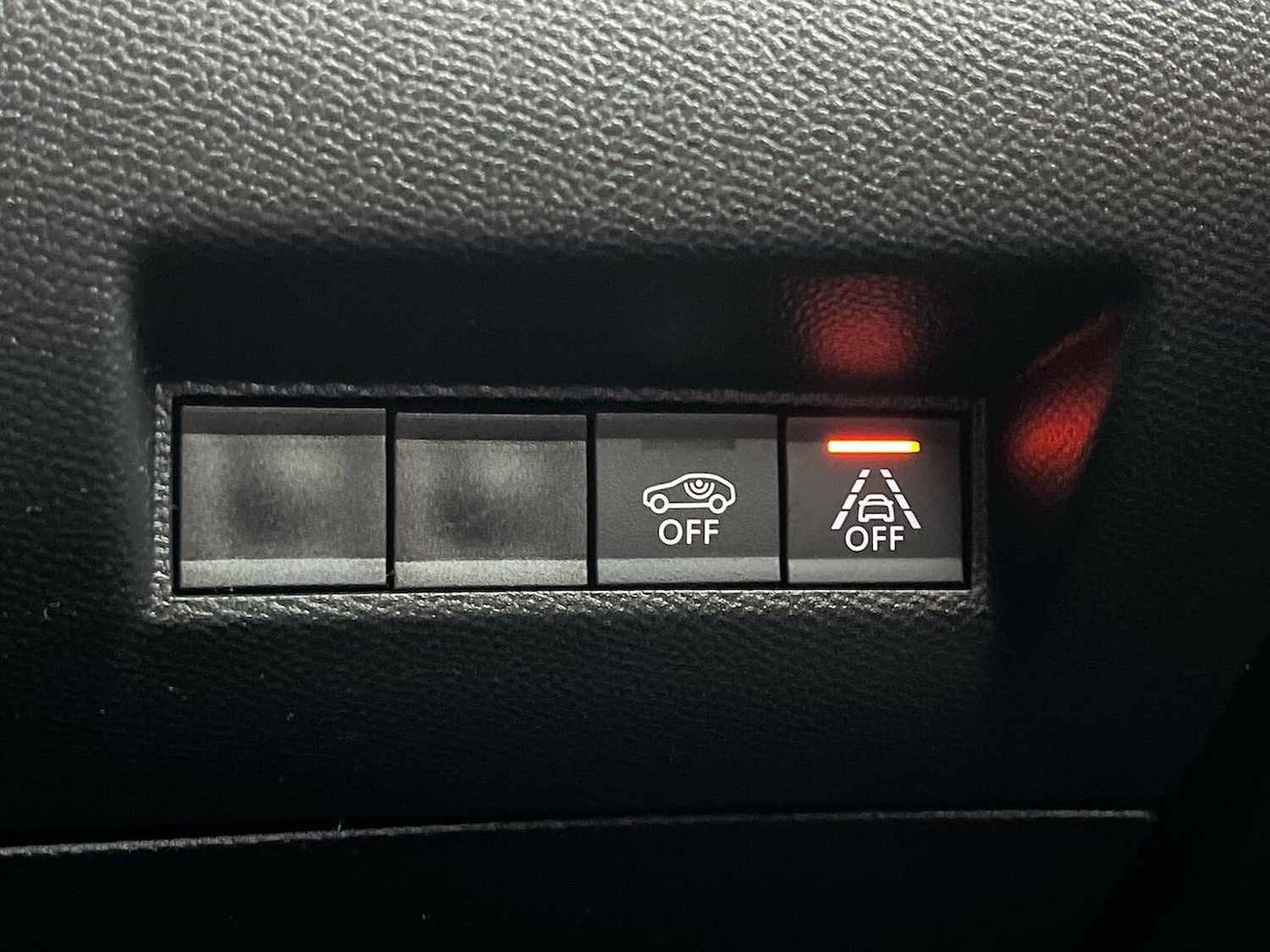 Used Peugeot 2008 2022 for sale - 76583262: Photo 23