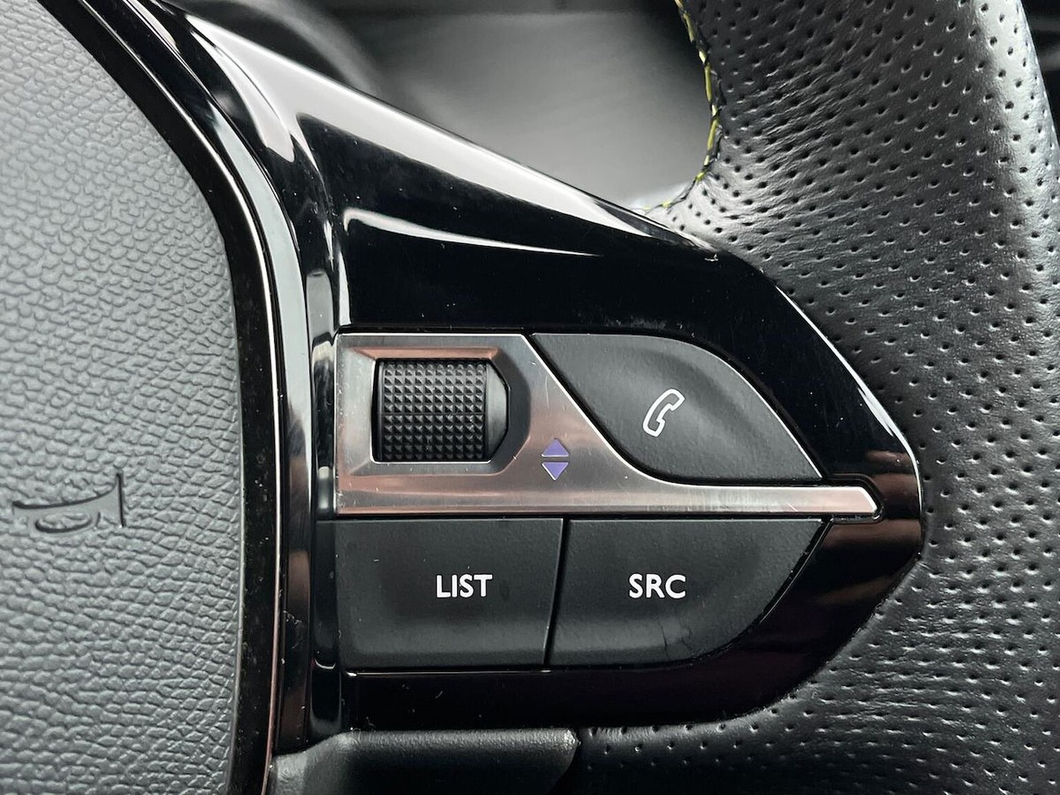 Used Peugeot 2008 2022 for sale - 76583262: Photo 28