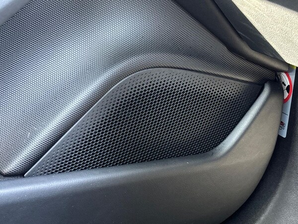 Used Porsche Taycan 2022 for sale - 75513108: Photo 31