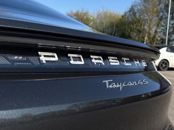Used Porsche Taycan 2022 for sale - 75513108: Photo 35