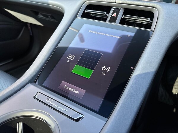 Used Porsche Taycan 2022 for sale - 75513108: Photo 43