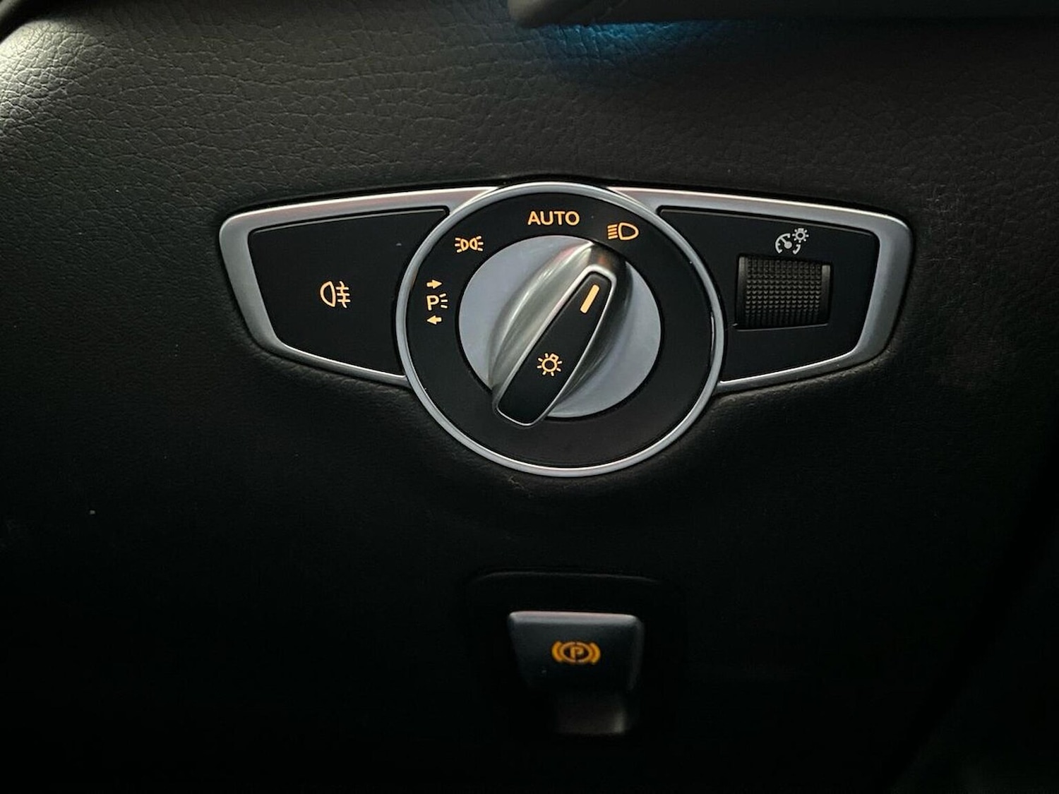 Used Mercedes-Benz EQC 2021 for sale - 76905085: Photo 23