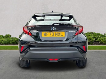 Used Toyota C-HR 2023 for sale - 75512955: Photo