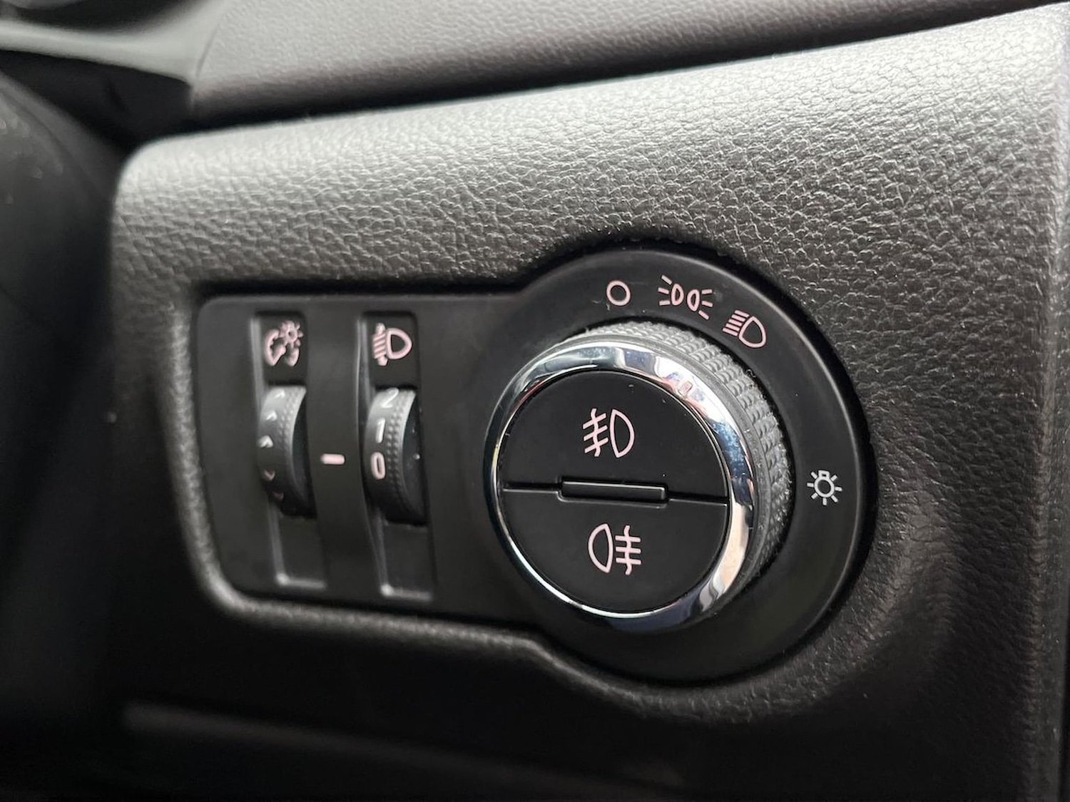 Used Vauxhall Astra 2014 for sale - 76335138: Photo 22
