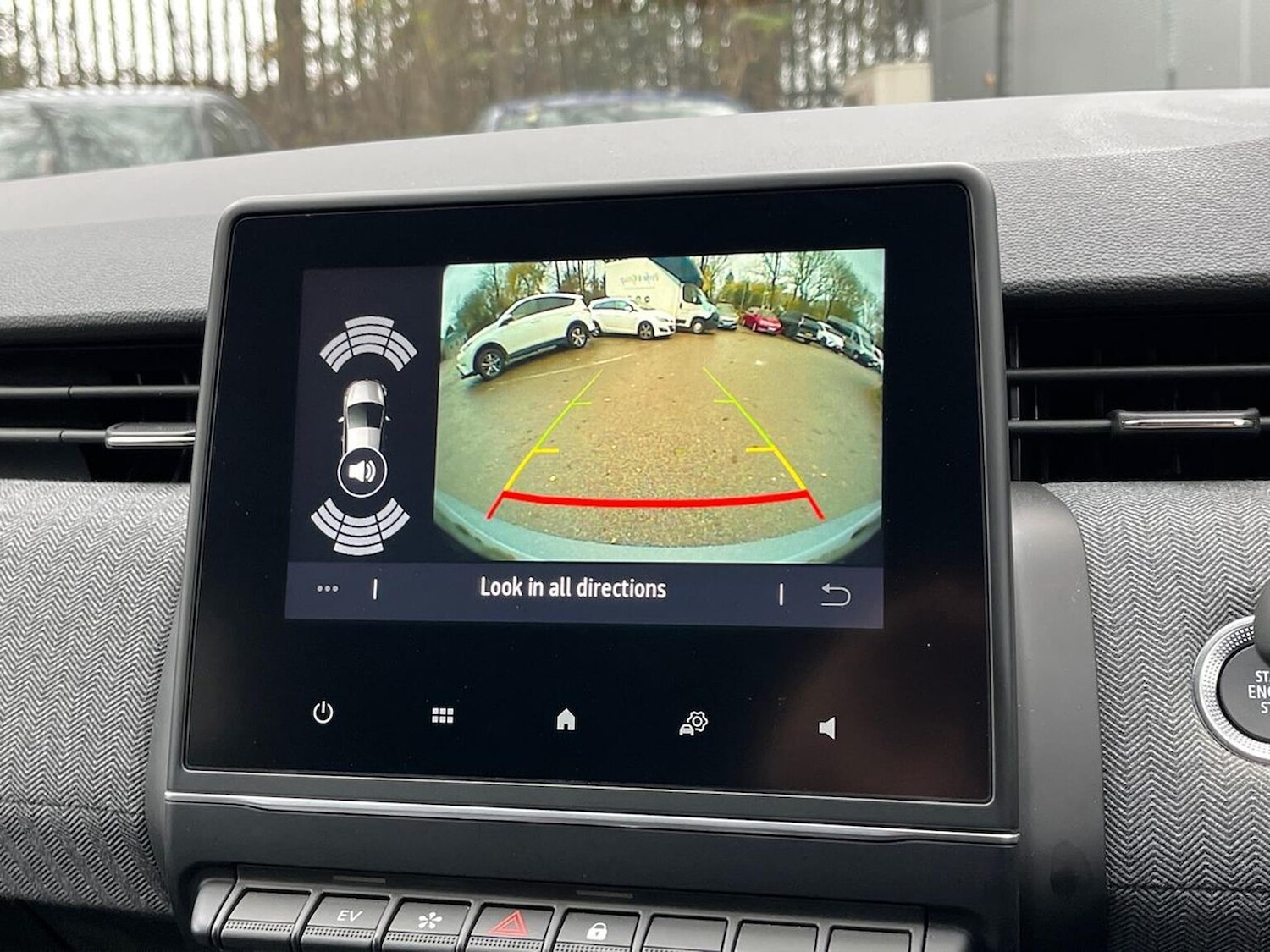 Used Renault Clio 2024 for sale - 76770052: Photo 24