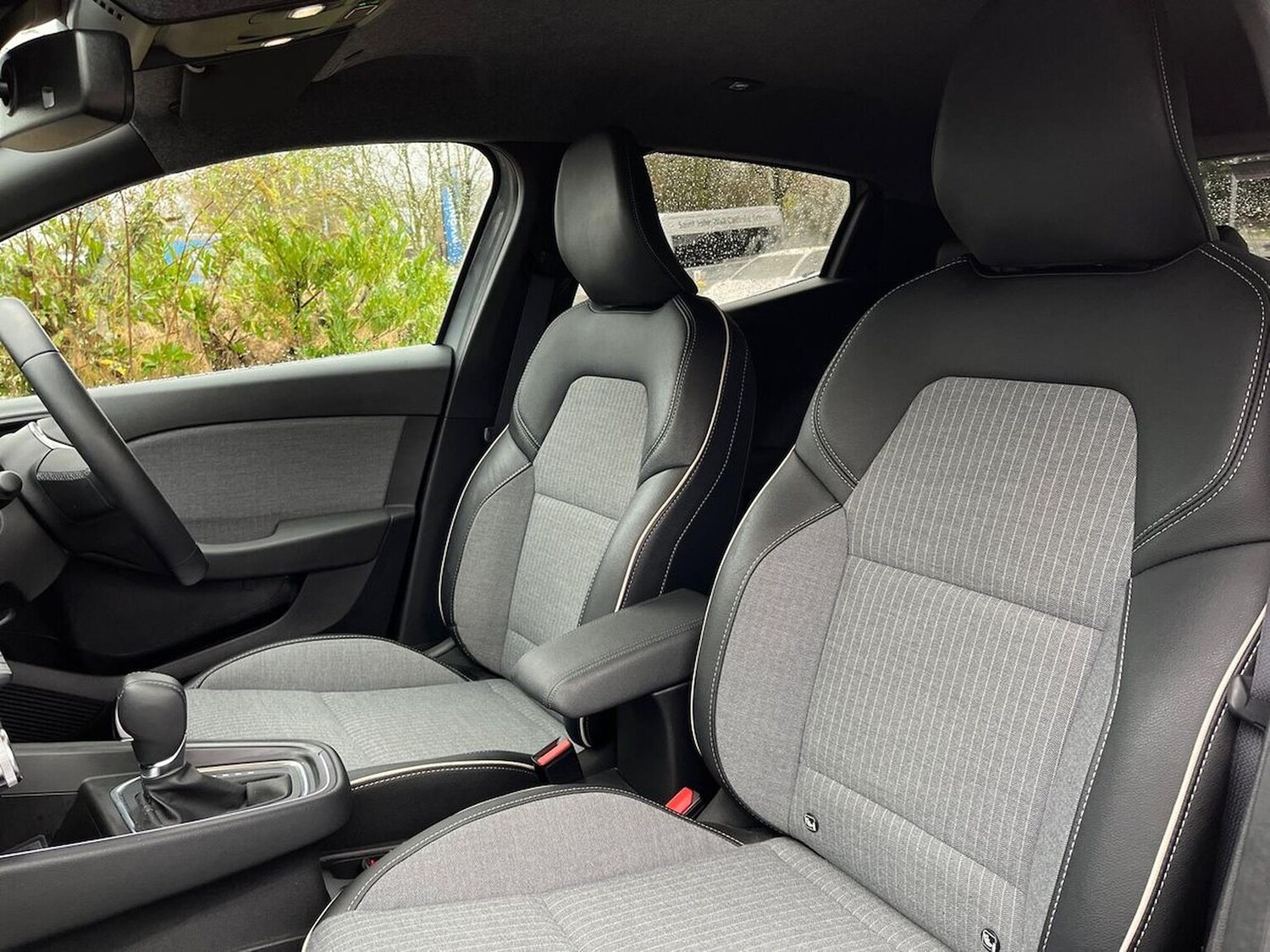 Used Renault Clio 2024 for sale - 76770052: Photo 33