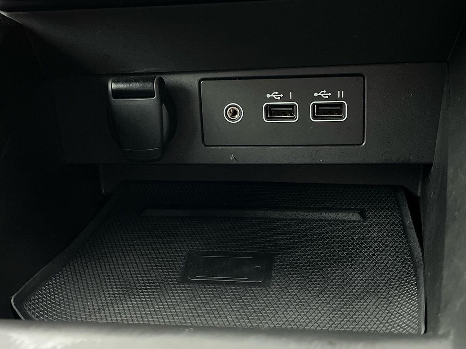 Used Renault Clio 2024 for sale - 76770052: Photo 45