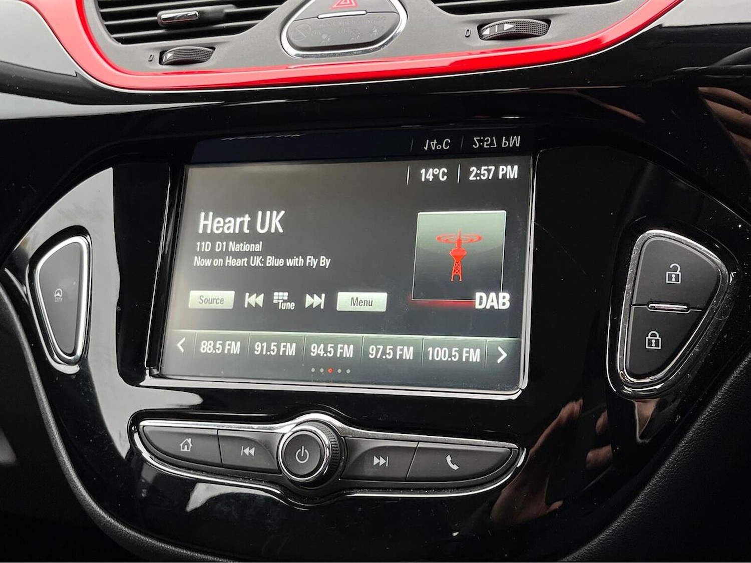 Used Vauxhall Corsa 2018 for sale - 76471057: Photo 11