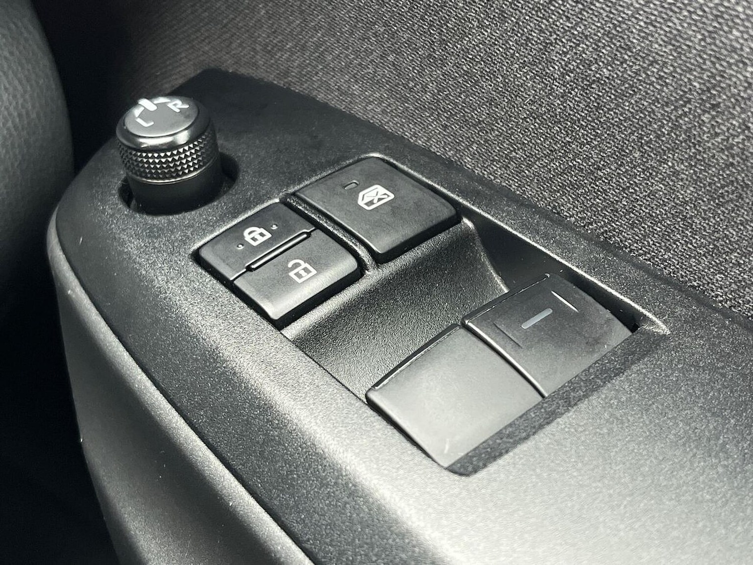 Used Toyota Yaris 2022 for sale - 76292997: Photo 21