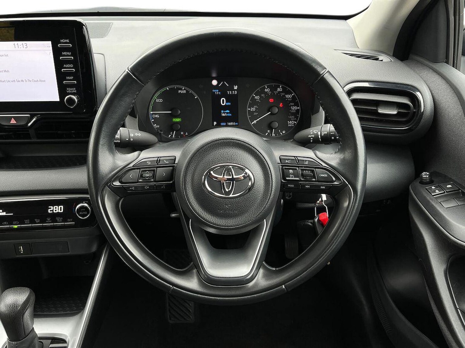 Used Toyota Yaris 2022 for sale - 76292997: Photo 9