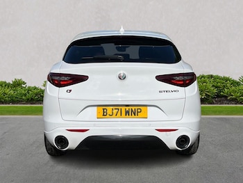 Used Alfa Romeo Stelvio 2021 for sale - 75513123: Photo