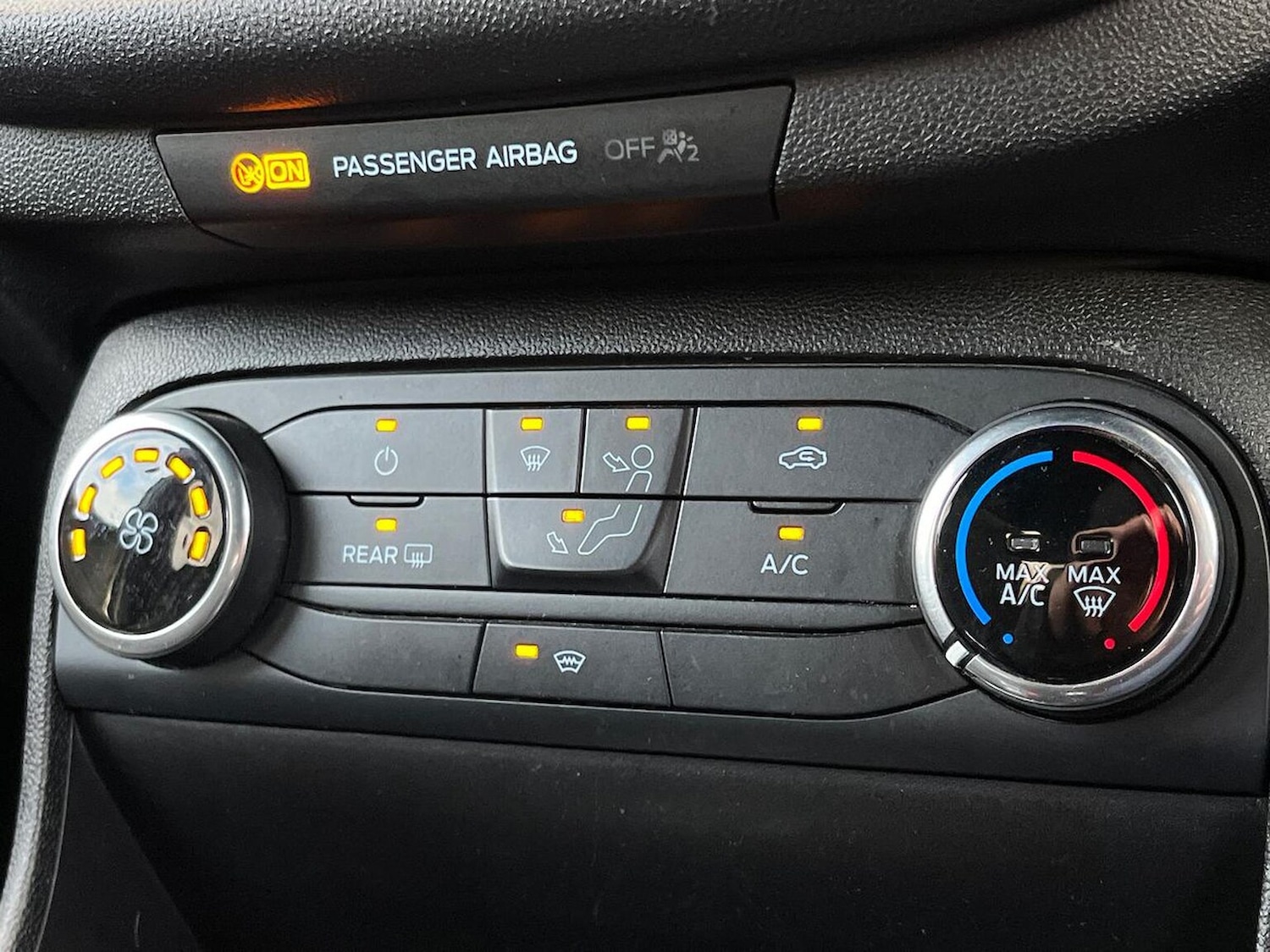 Used Ford Fiesta 2017 for sale - 76329976: Photo 12