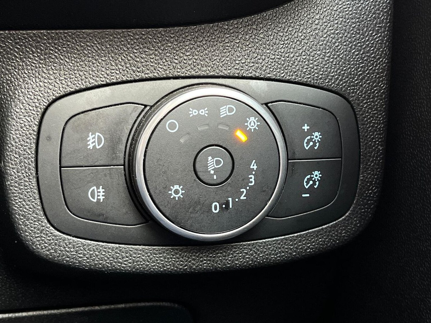 Used Ford Fiesta 2017 for sale - 76329976: Photo 22