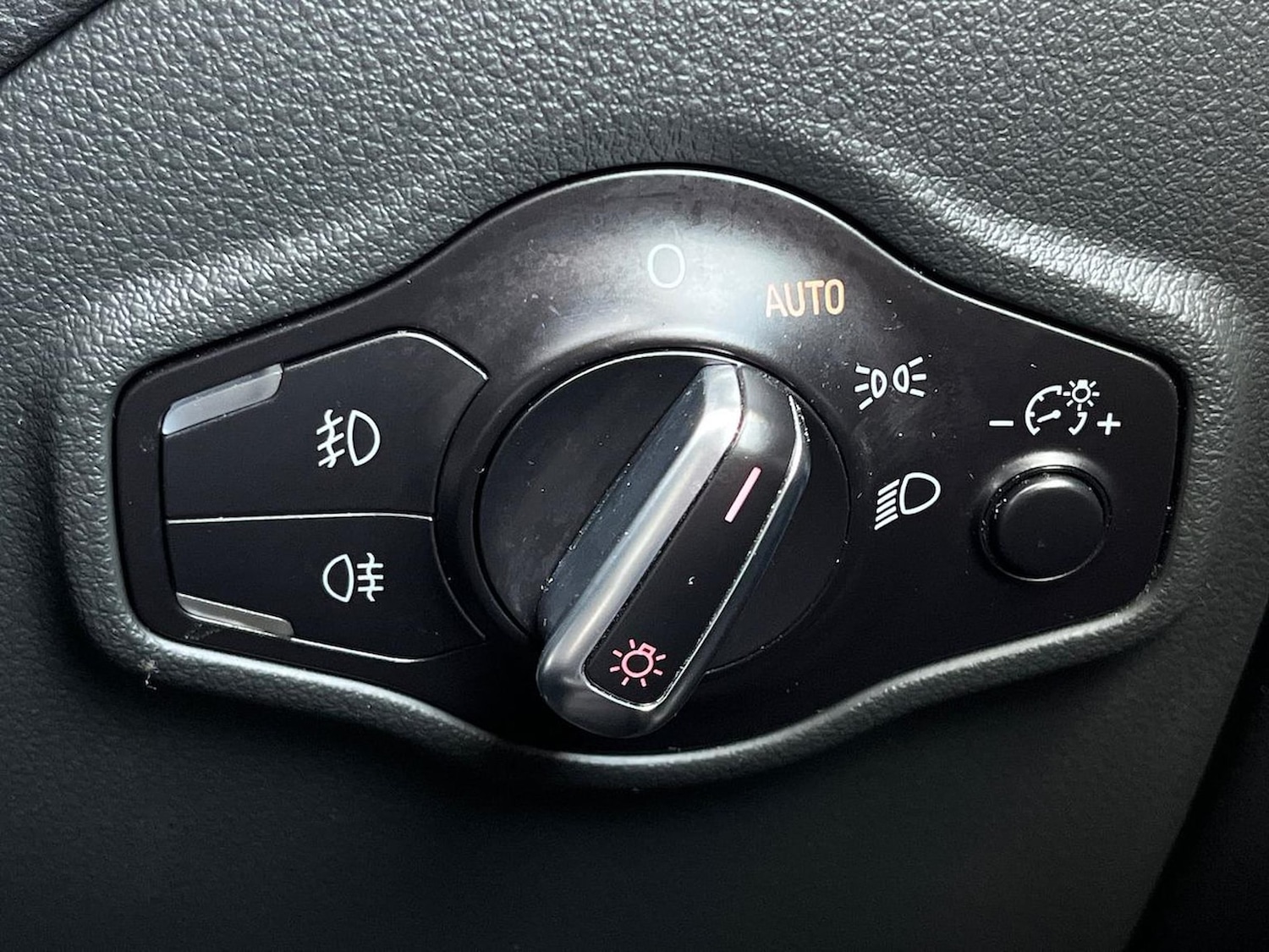 Used Audi Q5 2015 for sale - 76102473: Photo 22