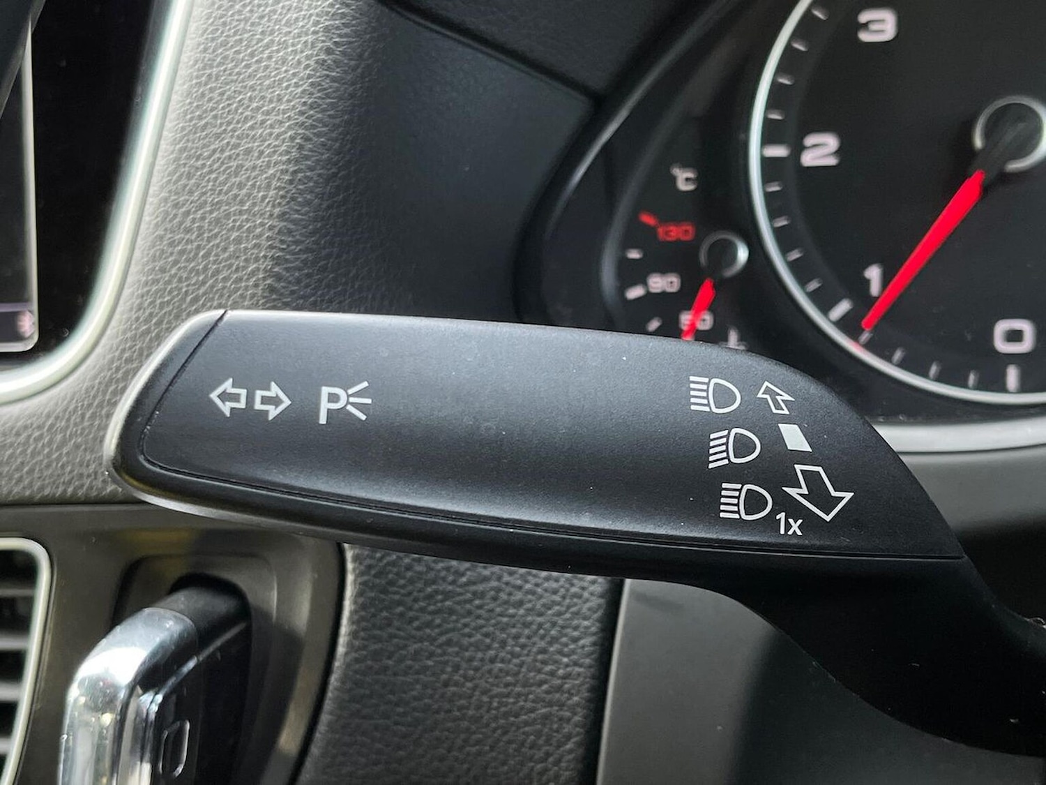 Used Audi Q5 2015 for sale - 76102473: Photo 28