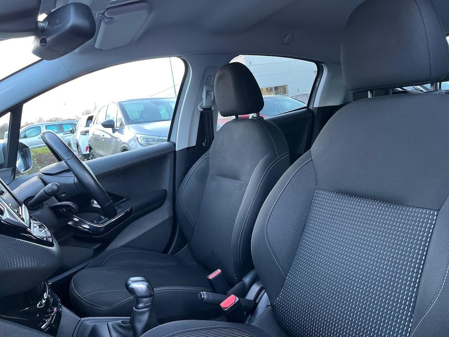 Used Peugeot 208 2019 for sale - 76911192: Photo 33