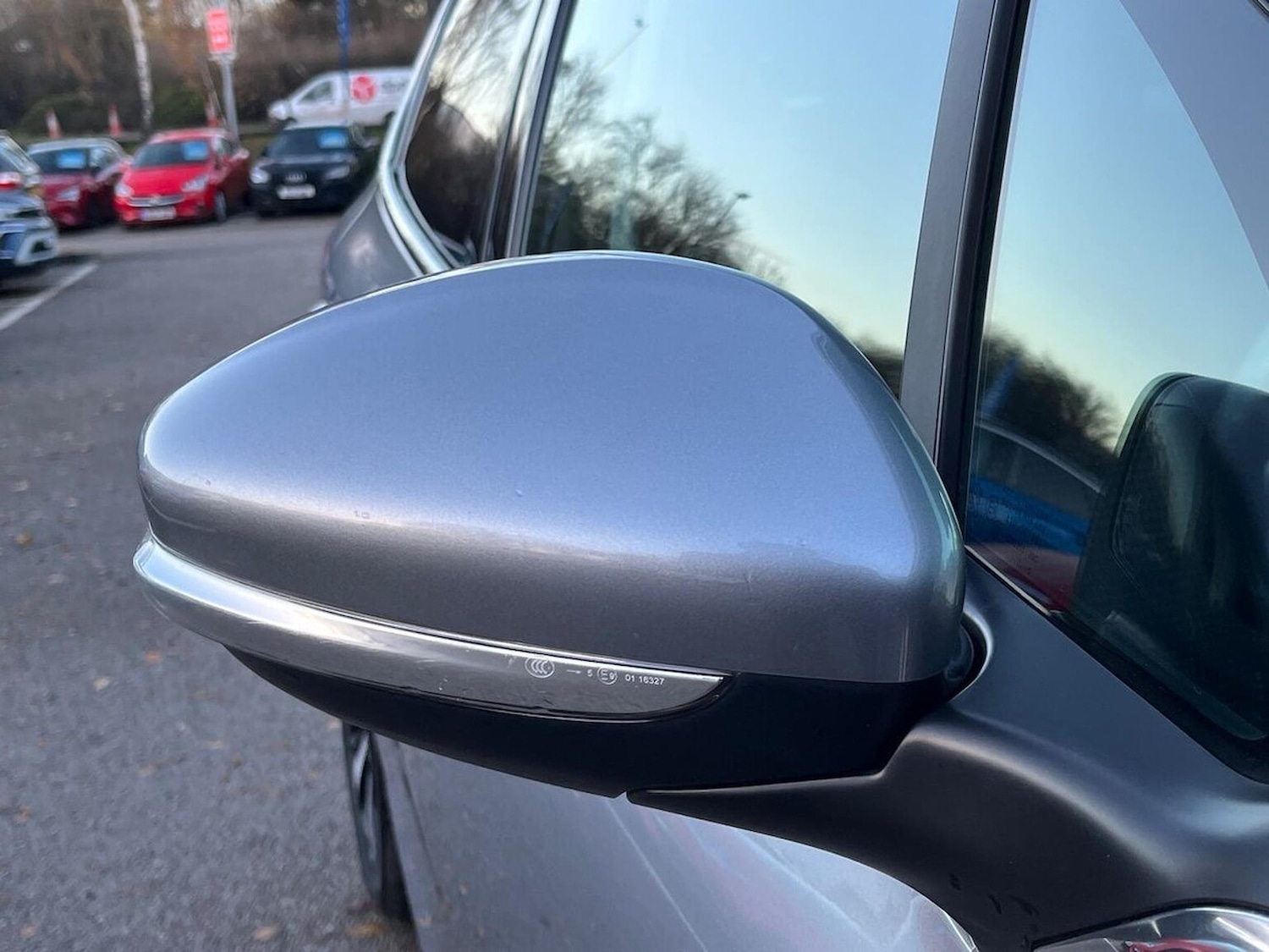 Used Peugeot 208 2019 for sale - 76911192: Photo 43