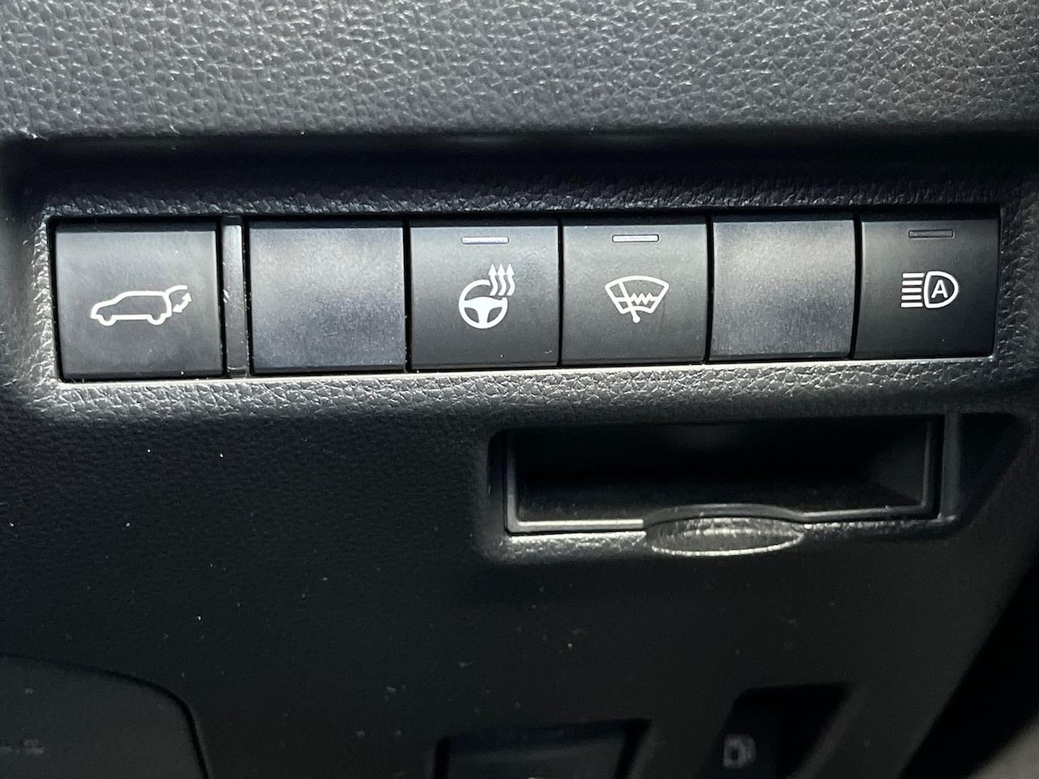 Used Toyota RAV4 2021 for sale - 76127198: Photo 22