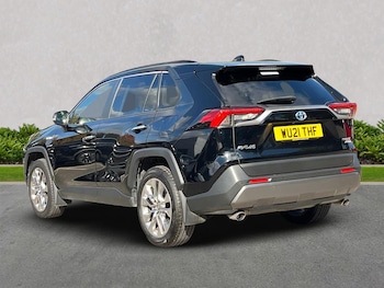 Used Toyota RAV4 2021 for sale - 76127198: Photo 2