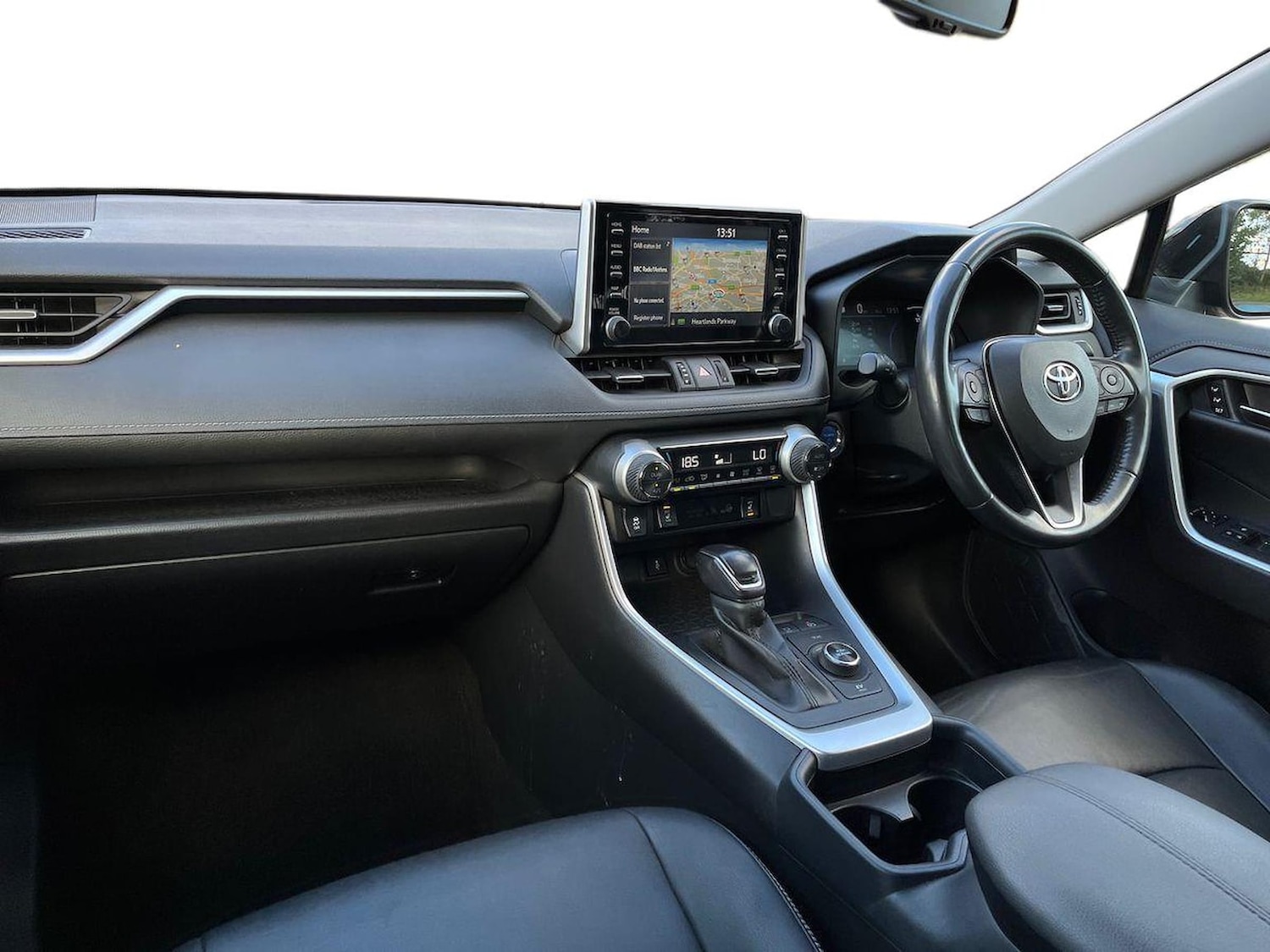 Used Toyota RAV4 2021 for sale - 76127198: Photo 7