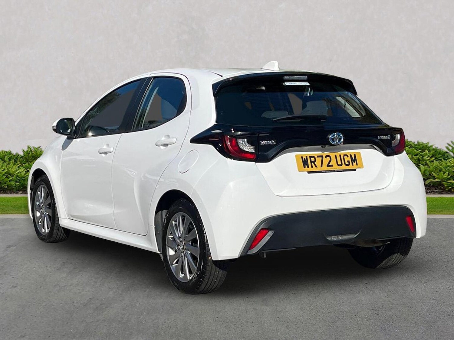 Used Toyota Yaris 2022 for sale - 76187088: Photo 2