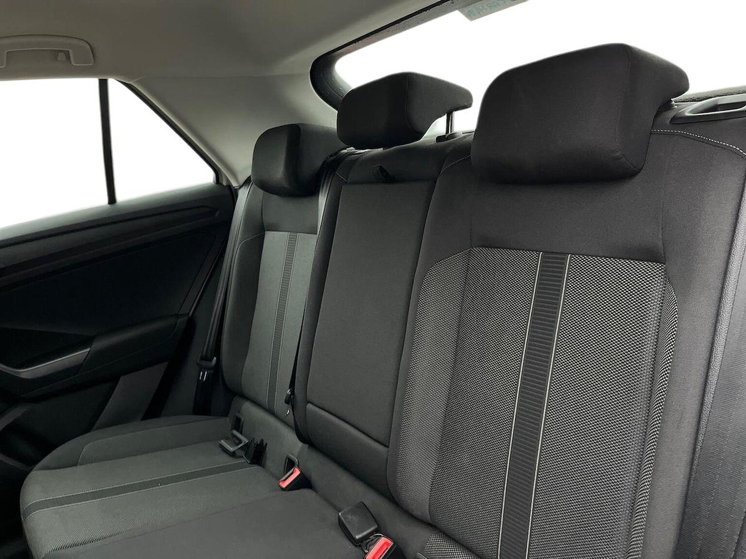 Used Volkswagen T-Roc 2023 for sale - 76986934: Photo 17