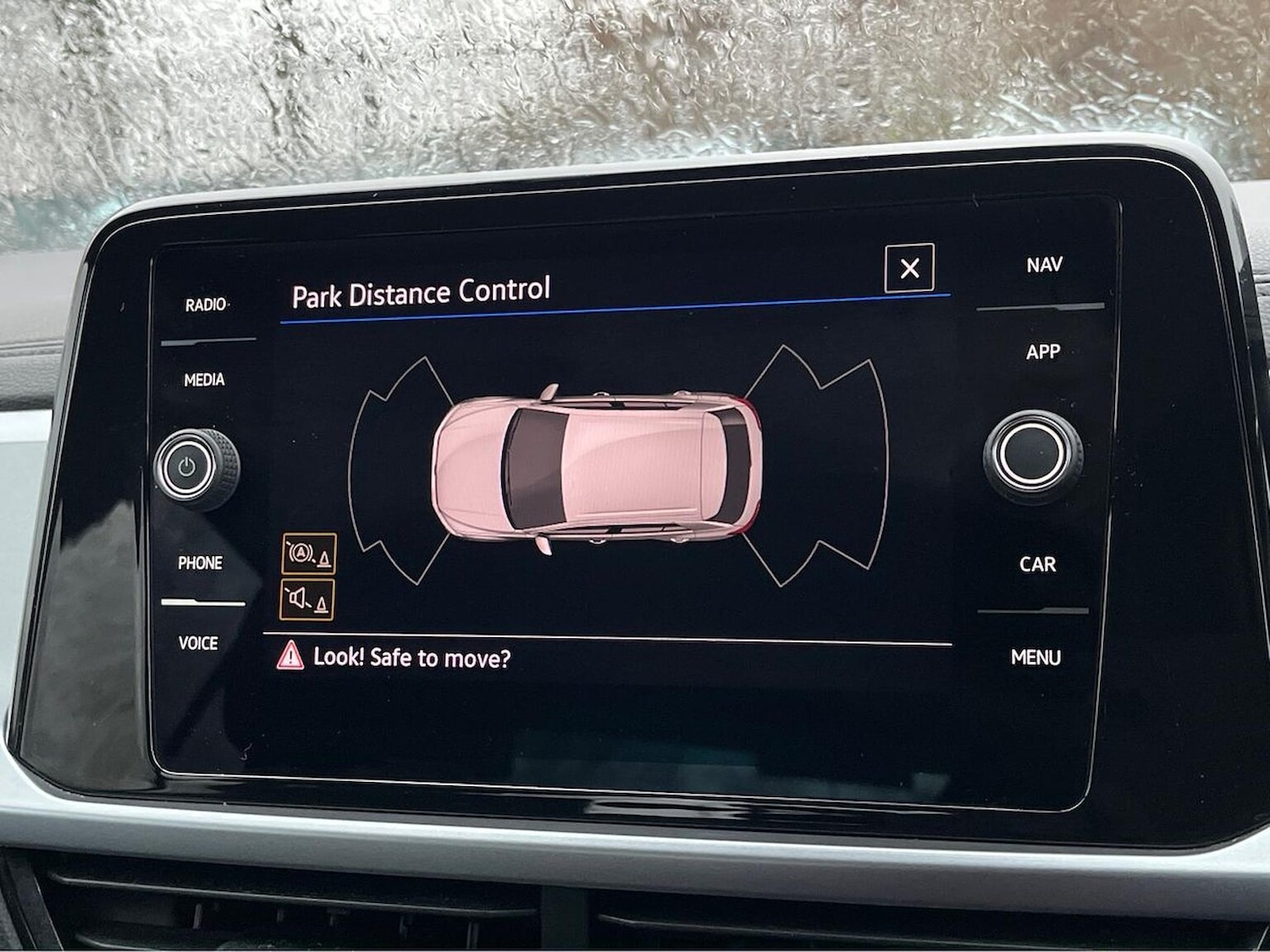 Used Volkswagen T-Roc 2023 for sale - 76986934: Photo 24