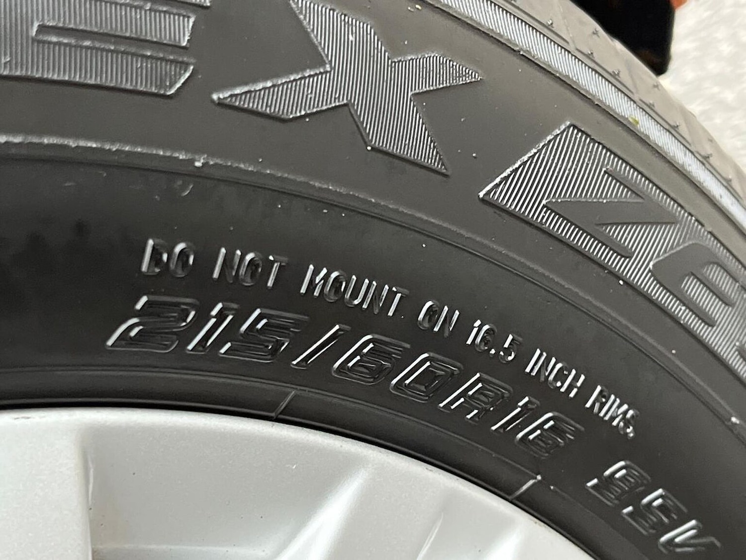 Used Volkswagen T-Roc 2023 for sale - 76986934: Photo 50