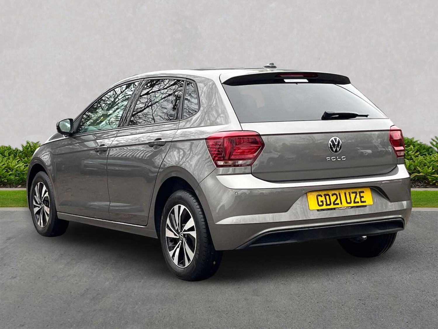 Used Volkswagen Polo 2021 for sale - 76770049: Photo 2