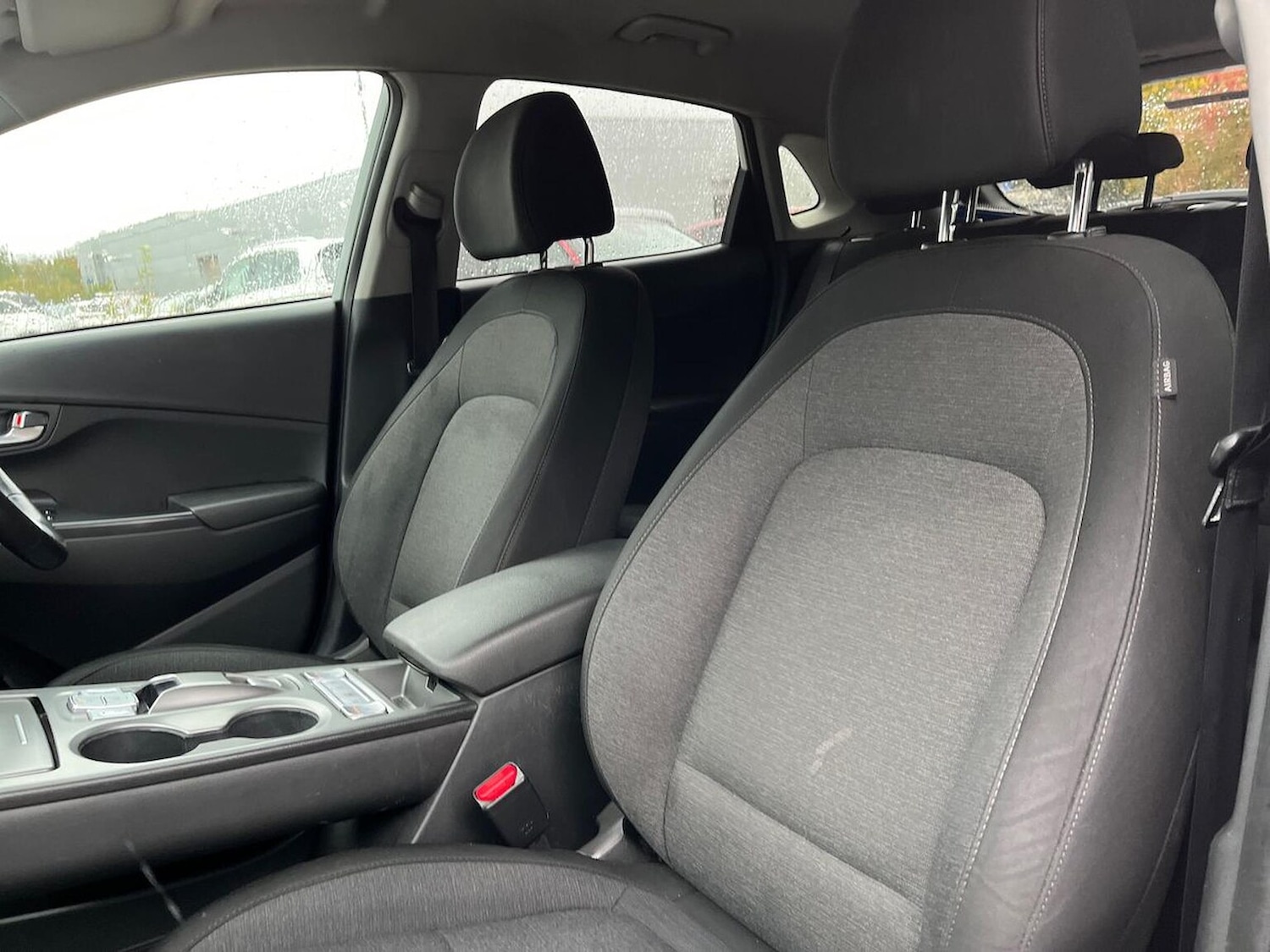 Used Hyundai KONA 2022 for sale - 76164989: Photo 32