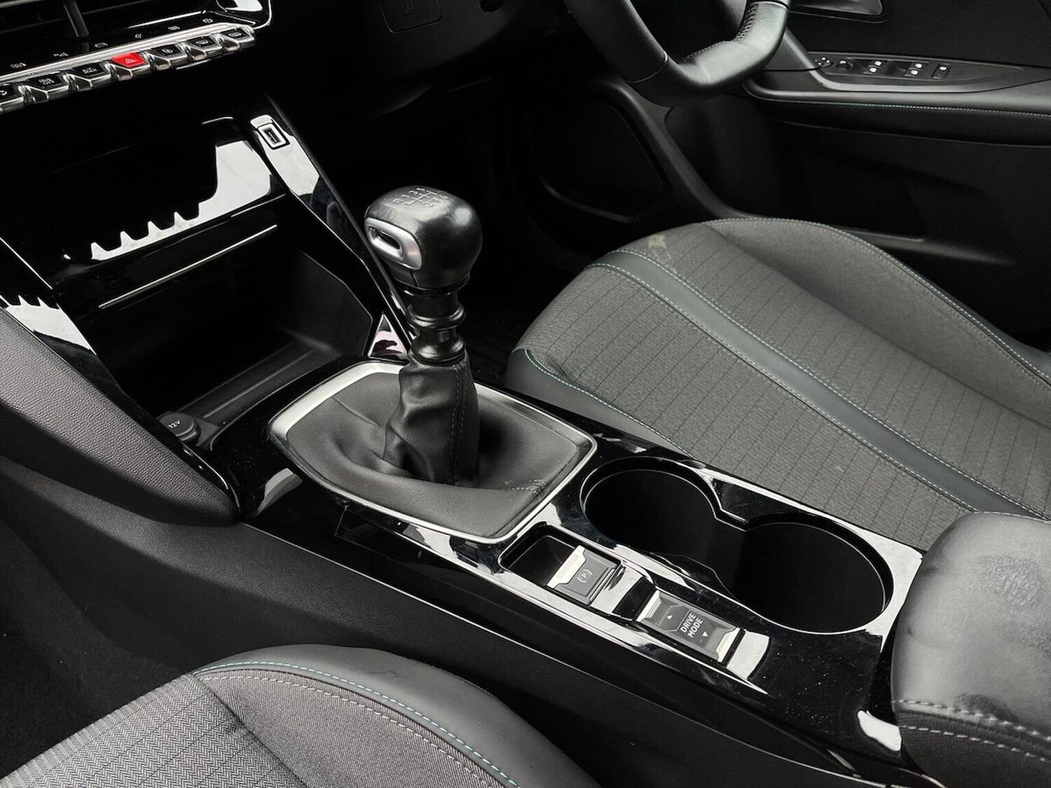 Used Peugeot 2008 2022 for sale - 77488561: Photo 13