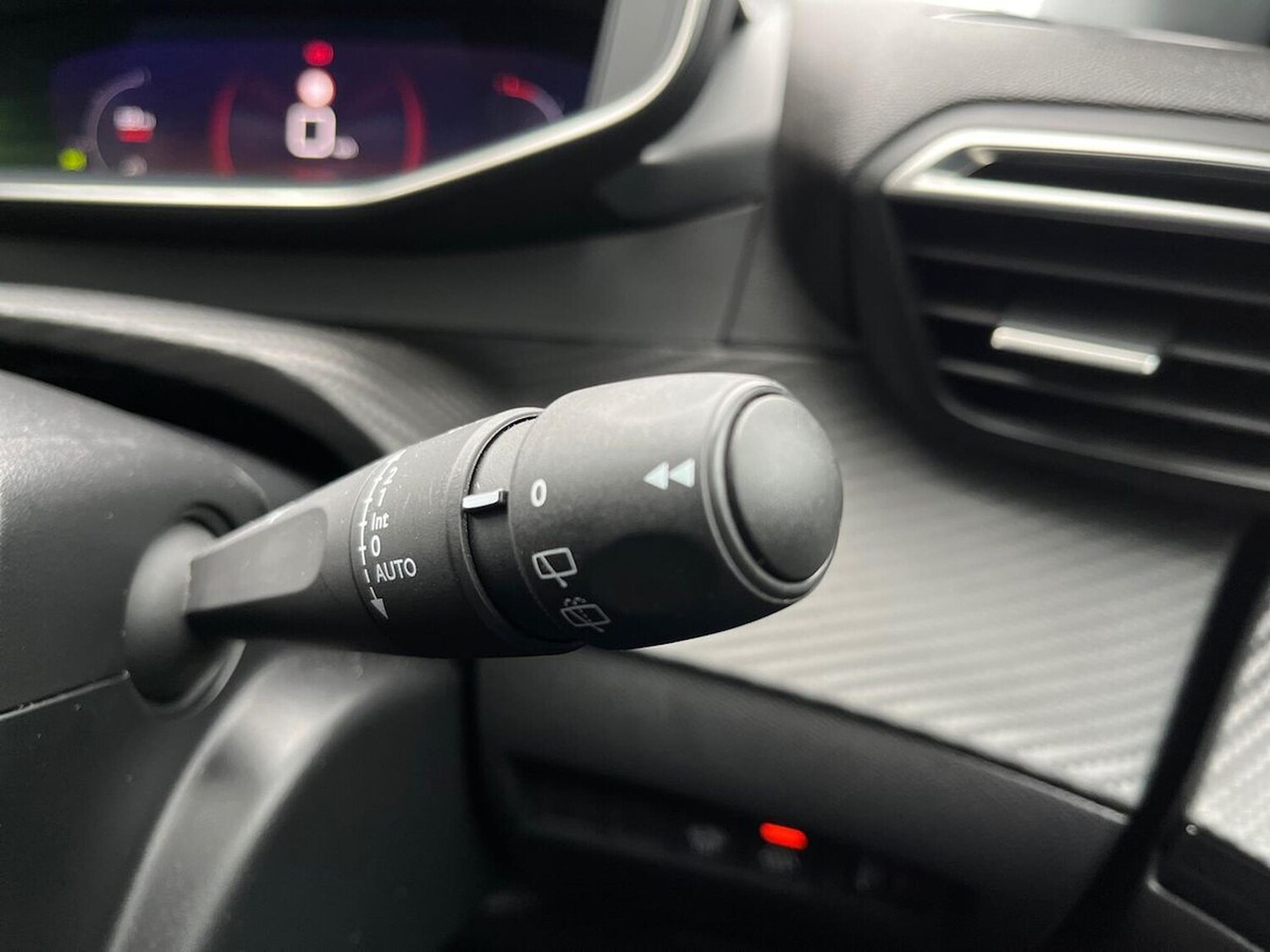 Used Peugeot 2008 2022 for sale - 77488561: Photo 29