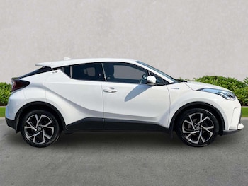 Used Toyota C-HR 2022 for sale - 78614728: Photo