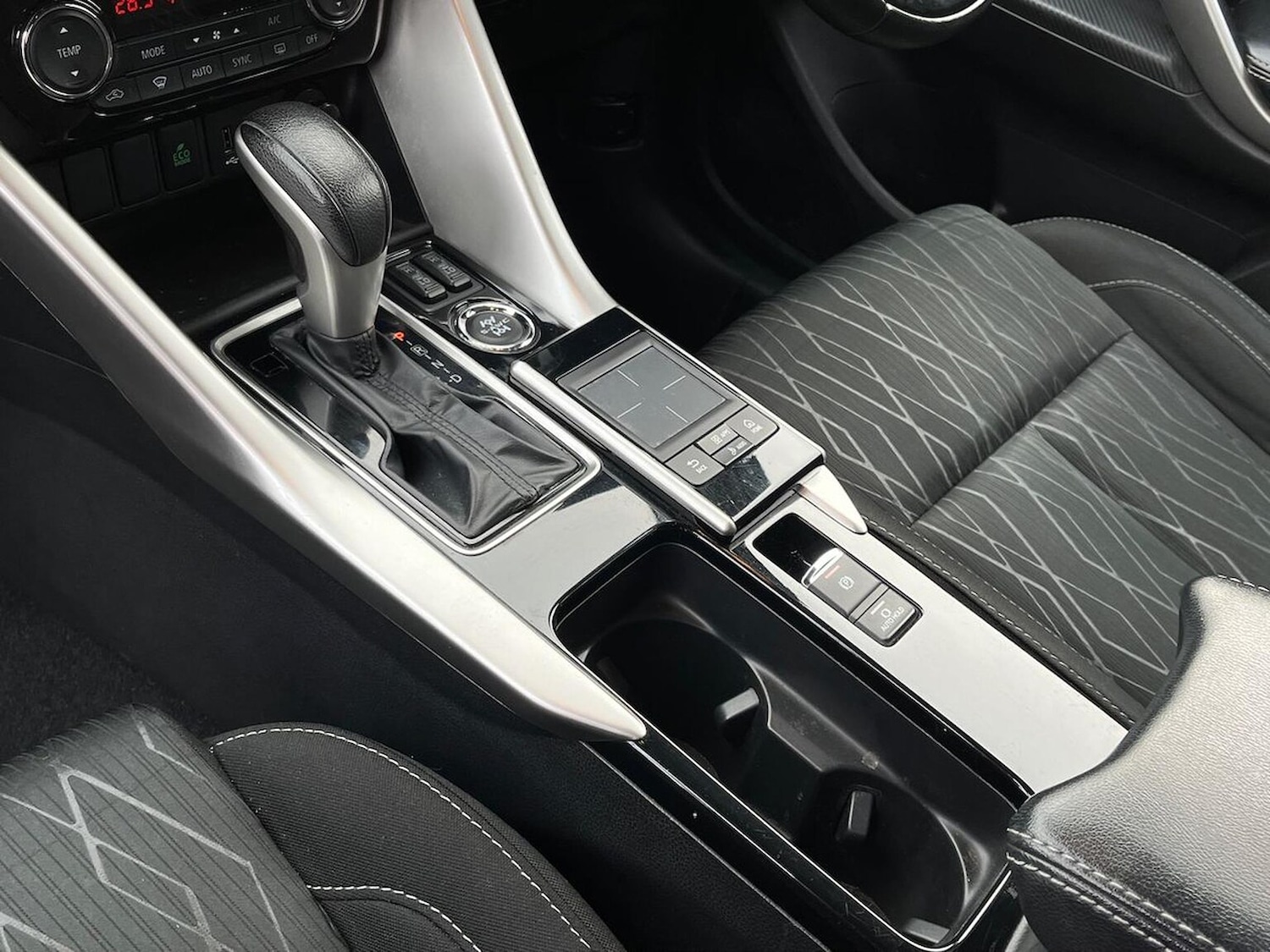 Used Mitsubishi Eclipse Cross 2020 for sale - 78064445: Photo 13