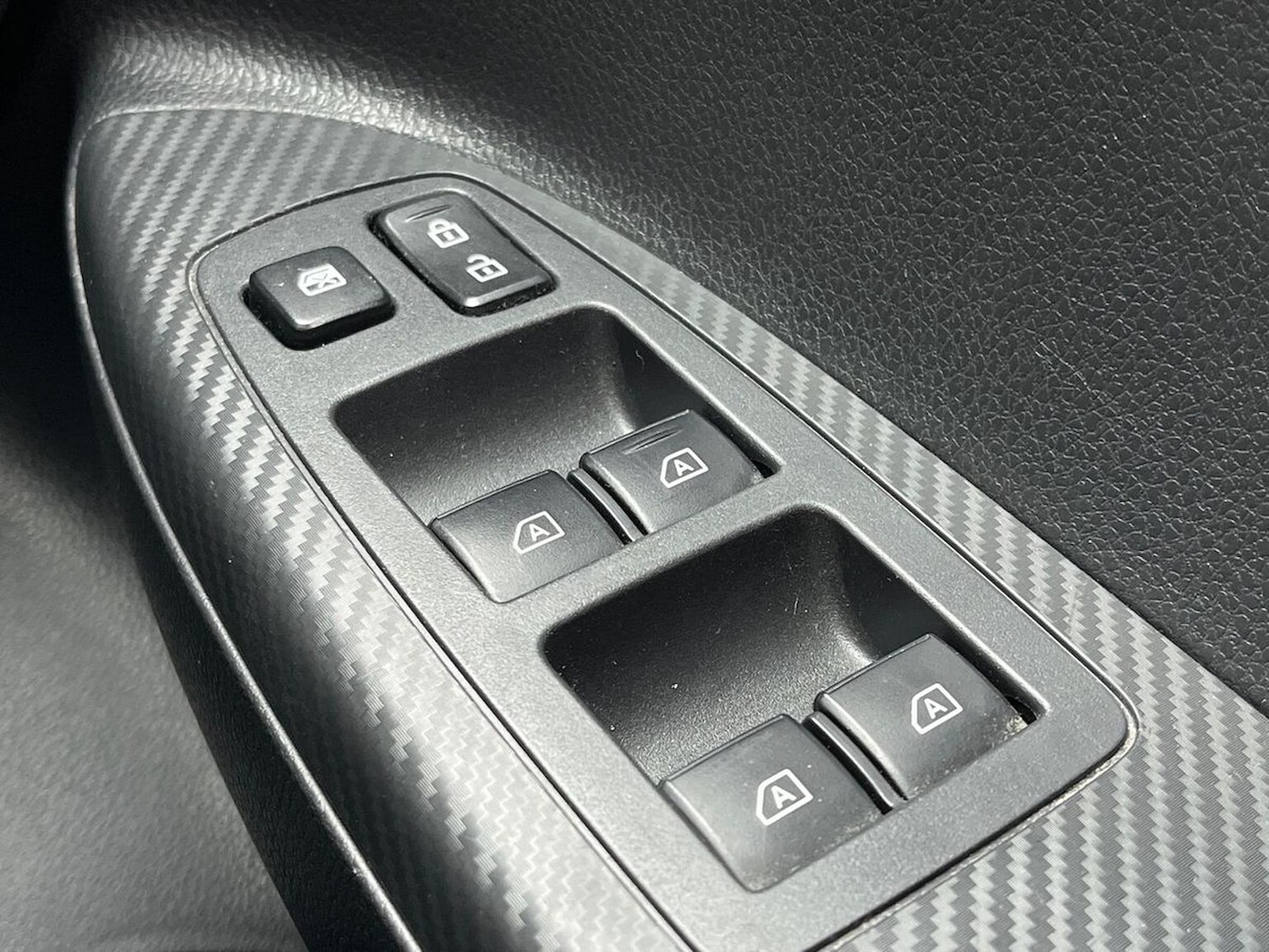 Used Mitsubishi Eclipse Cross 2020 for sale - 78064445: Photo 21