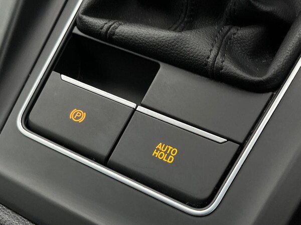 Used Volkswagen Golf 2023 for sale - 76149603: Photo 32