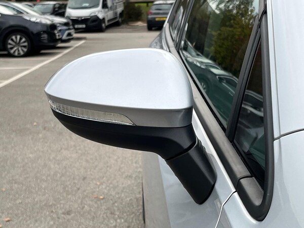 Used Volkswagen Golf 2023 for sale - 76149603: Photo 38