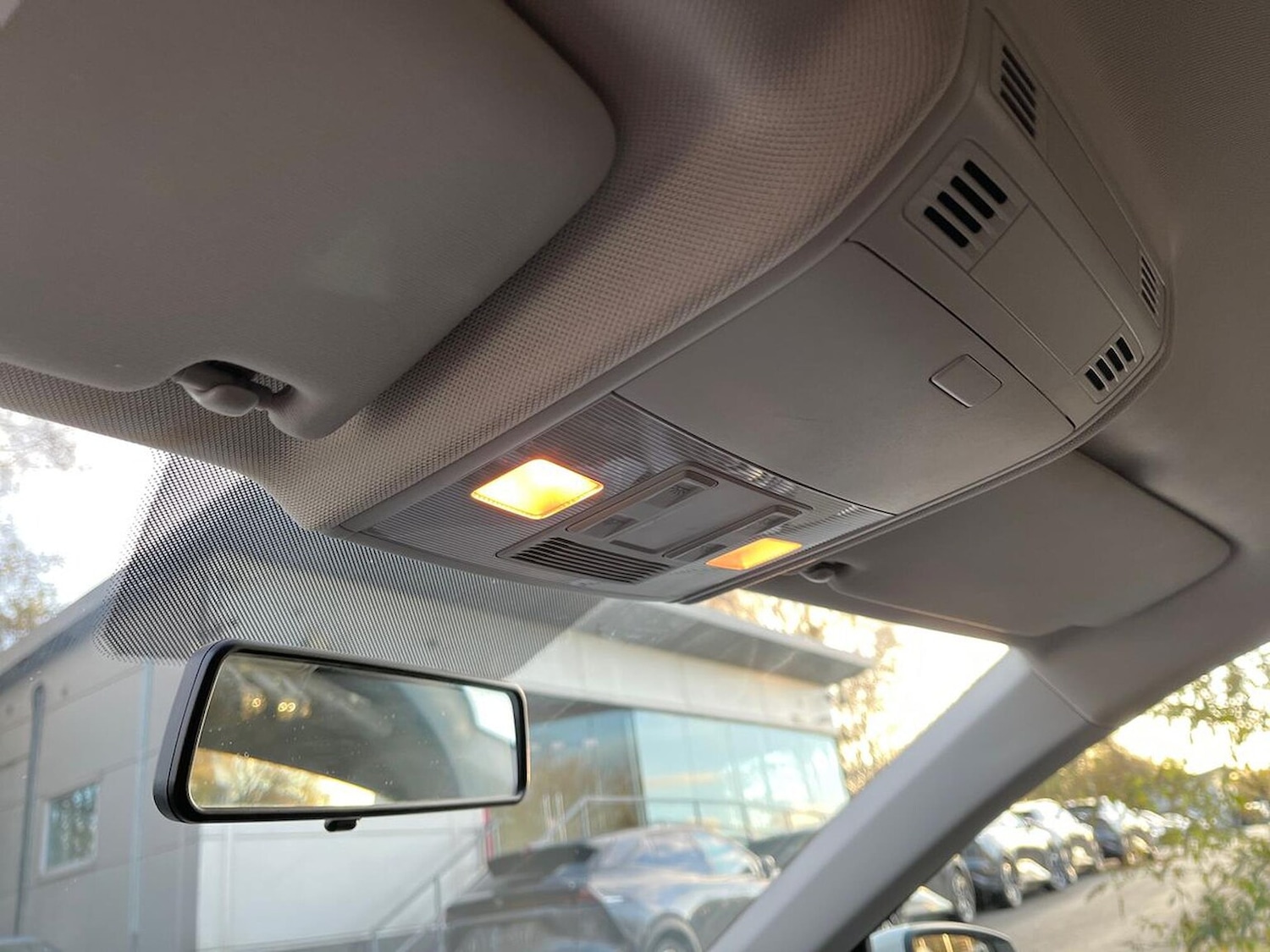 Used Volkswagen Polo 2018 for sale - 76628132: Photo 15