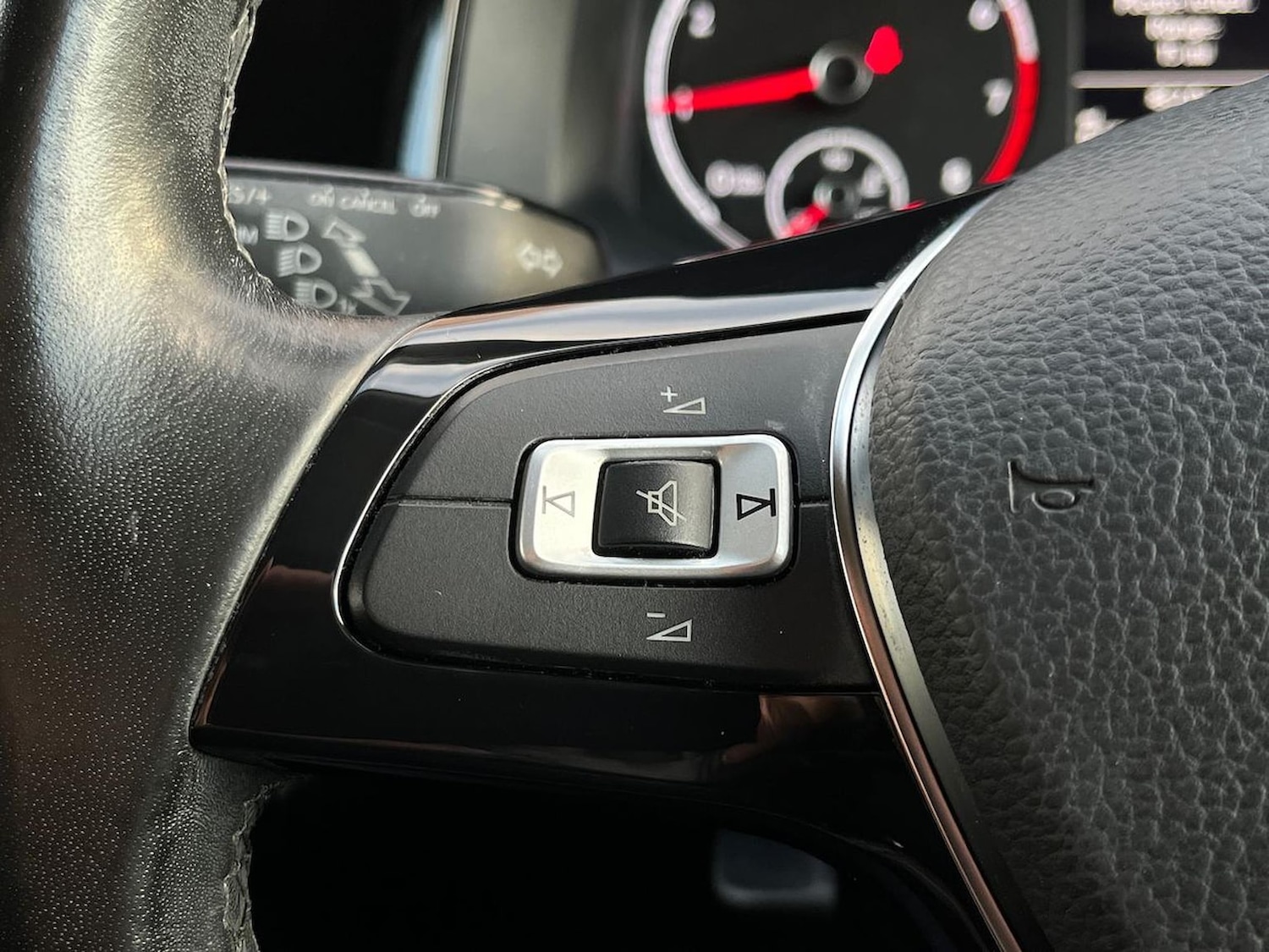 Used Volkswagen Polo 2018 for sale - 76628132: Photo 27