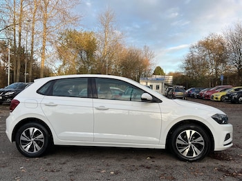 Used Volkswagen Polo 2018 for sale - 76628132: Photo