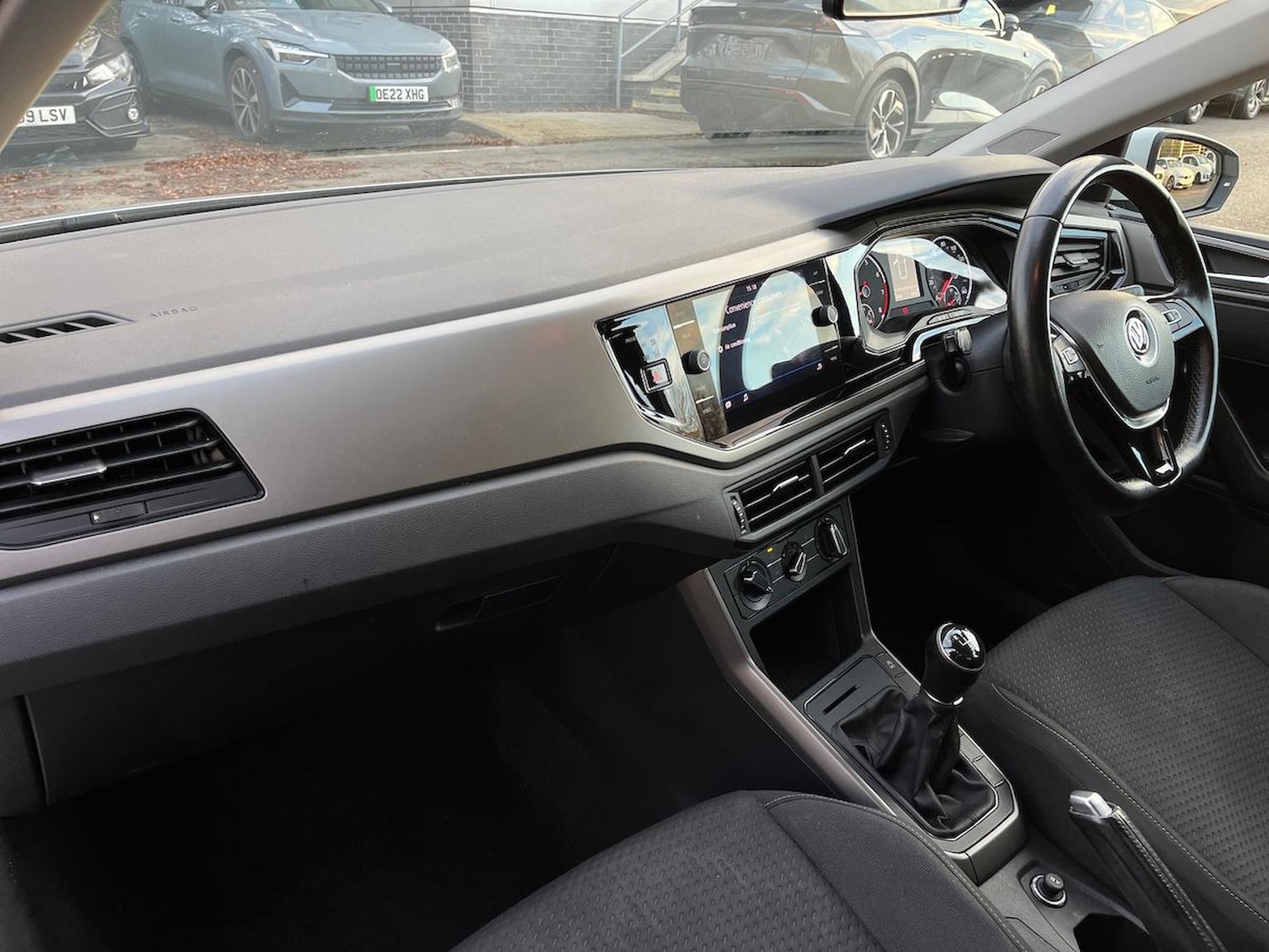 Used Volkswagen Polo 2018 for sale - 76628132: Photo 8