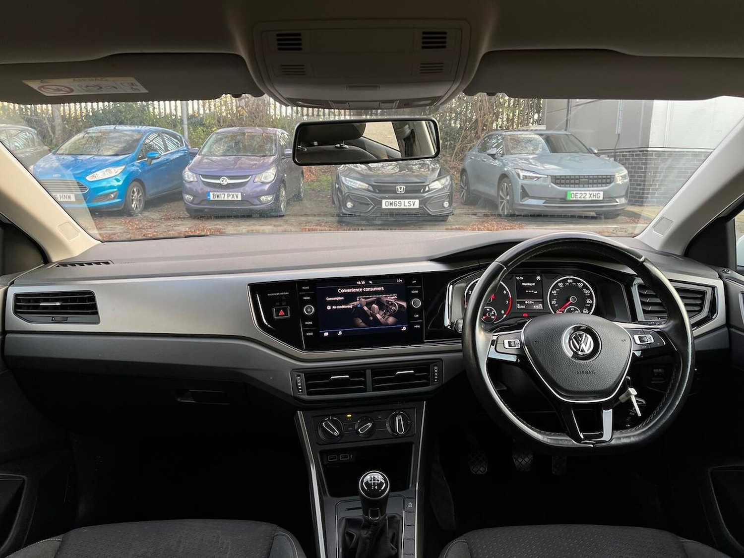 Used Volkswagen Polo 2018 for sale - 76628132: Photo 9