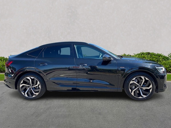 Used Audi e-tron 2021 for sale - 75513028: Photo 3