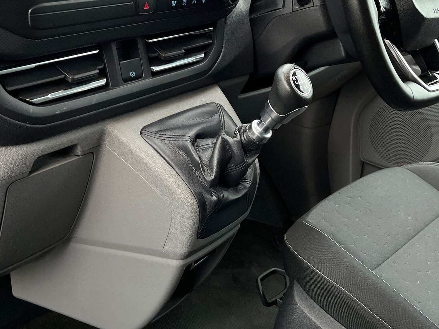 Used Ford Transit Custom 2024 for sale - 76157182: Photo 13