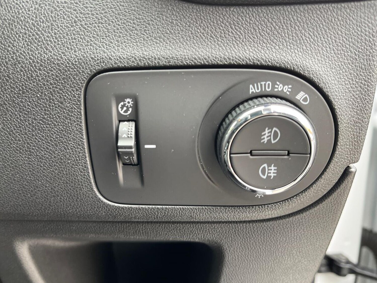 Used Vauxhall Crossland 2022 for sale - 76237025: Photo 22