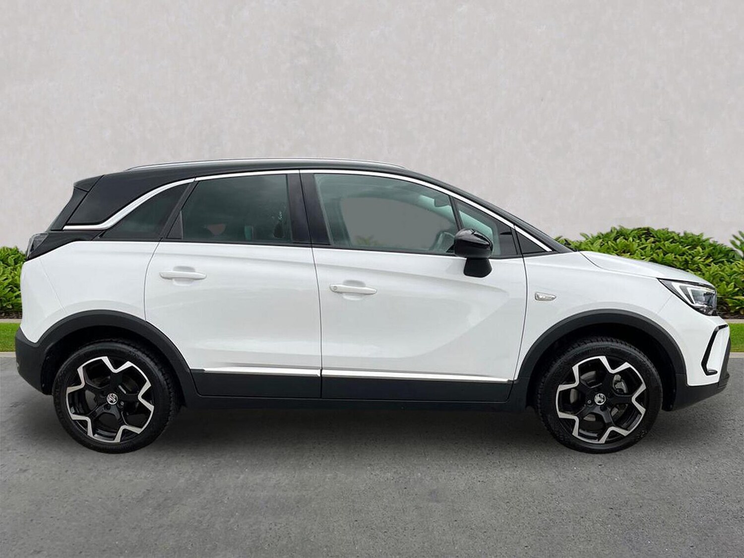 Used Vauxhall Crossland 2022 for sale - 76237025: Photo 3